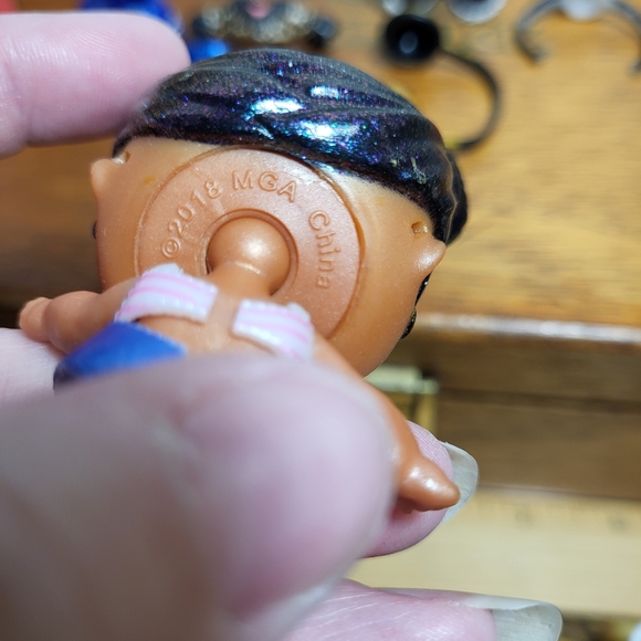 Lot of LOL Surprise Dolls and Pets and Accesories - Picture 11 of 16